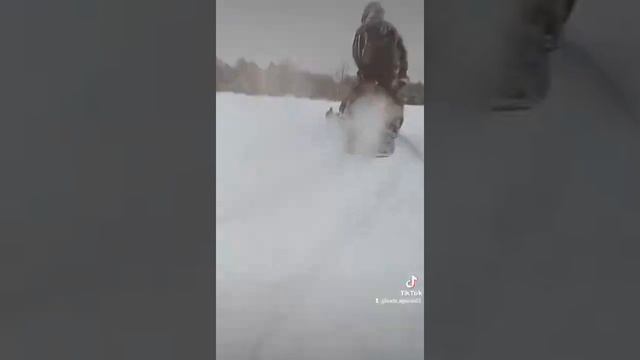 по катушки на снегоходе смотреть онлайн