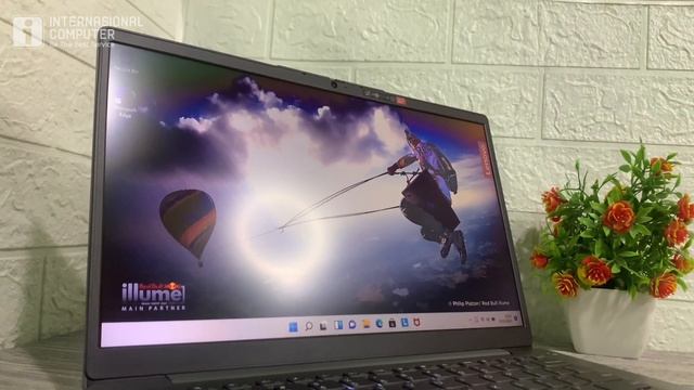 REVIEW LENOVO IDEAPAD SLIM 3 14IAU7 CORE I5 1235U | LAPTOP TERBAIK 8 JUTAAN смотреть онлайн