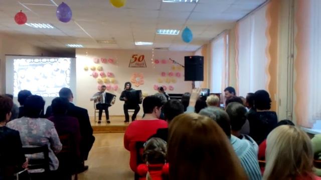 Песня на баяне "Город которого нет" смотреть онлайн