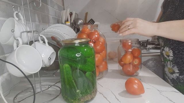 Помидоры на зиму,огурцы на зиму.