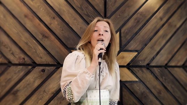 Любата -  Flowers (Miley Cyrus)