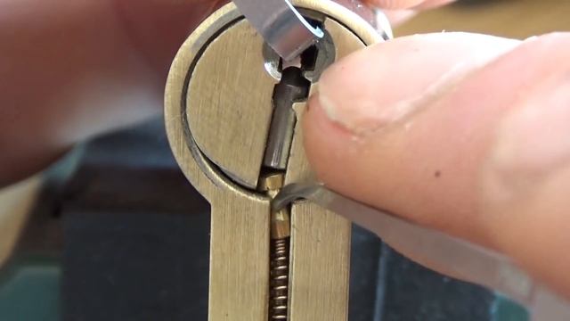 (28) Picking - Wie funktionieren Sicherheitsstifte in Schlössern ? - Teil 1 смотреть онлайн