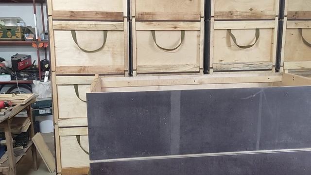 Хранение вощины и суши. смотреть онлайн