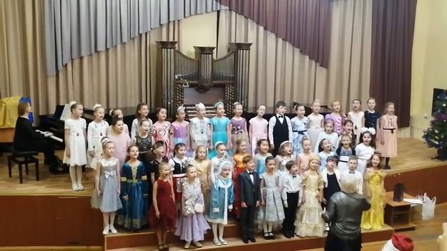 Я давно хожу, ребята"Музыка в лесу" Дубравин смотреть онлайн