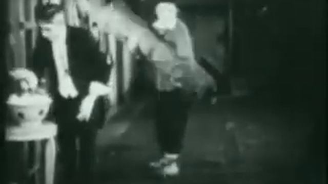 The Show(1927) смотреть онлайн