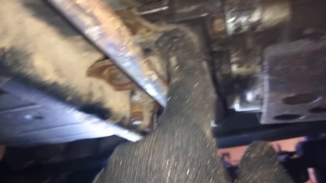 Чёрный терраш в Рапторе привезли на замену коробки,досборку. Почему снимаем кузов для замены АКПП? смотреть онлайн