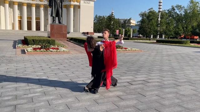 Тизер к шоу "И Ленин - такой молодой!" смотреть онлайн