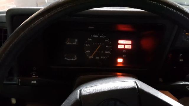 1983 Opel D Kadett Caravan 1.3N. First cold start after winter смотреть онлайн