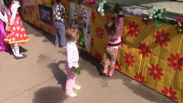 Казахский танец. Масленица. Алматы 2016. Family парк. смотреть онлайн