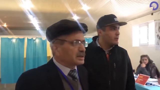 Məntəqə sədri ilə Mehman Hüseynov arasında qalmaqal смотреть онлайн