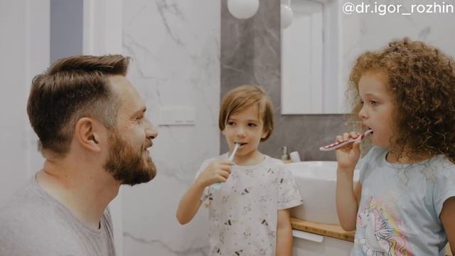 Чистить зубы до завтрака или после? смотреть онлайн
