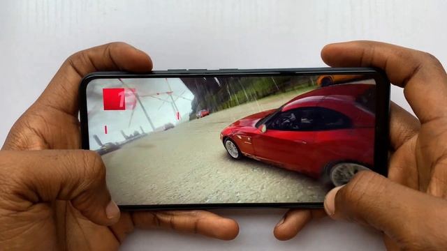 TECNO Camon 17 Gaming Test Review - CODM смотреть онлайн