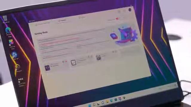 The msi titan Gt77 is Absolute Monster | amazing unboxing by unbox therapy | in english смотреть онлайн