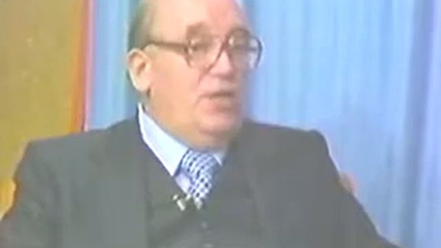 Беседа Джона Глэда с Игорем Чинновым, 1979 г. смотреть онлайн