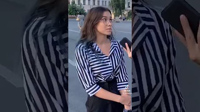 TikTok: какое последнее аниме ты смотрел/а , вопросы прохожим (sinulin) смотреть онлайн