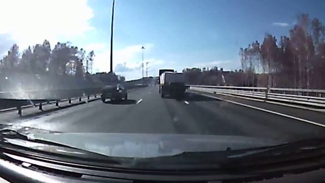 Мудак на тягаче (КАД СПб) смотреть онлайн