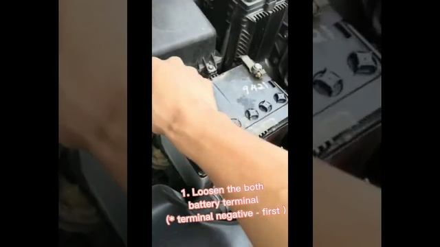 Cara tukar bateri kereta toyota harrier. Battery replacement for toyota harrier #toyota смотреть онлайн