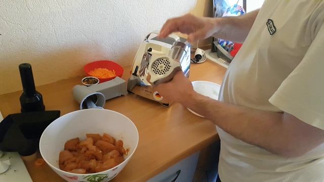 Bosch ProPower MFW67440 Masina de tocat carne electrica смотреть онлайн