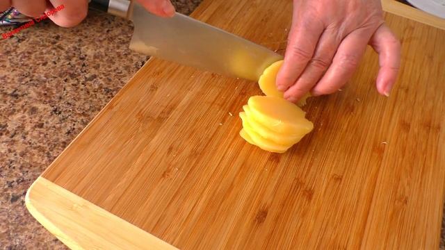 Лучшая Окрошка на квасе без колбасы для жаркого лета. смотреть онлайн