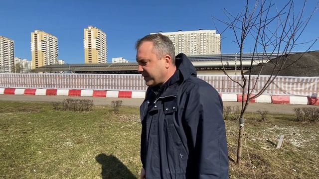 Яблоневый сад в Фили-Давыдково смотреть онлайн