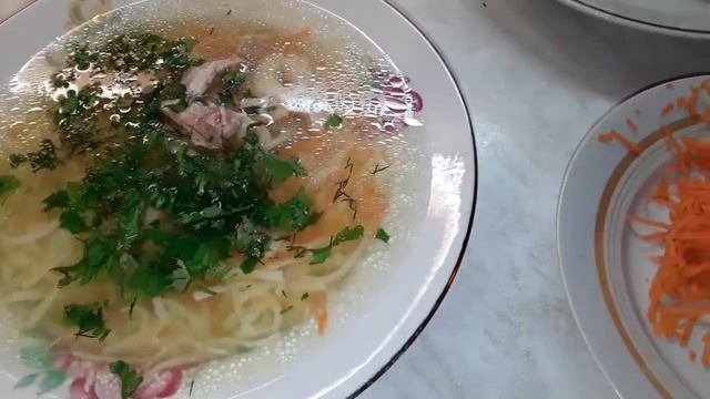 Мужчина выбирает себе женщину по запаху! Запаху тела . . .😂 👋 смотреть онлайн