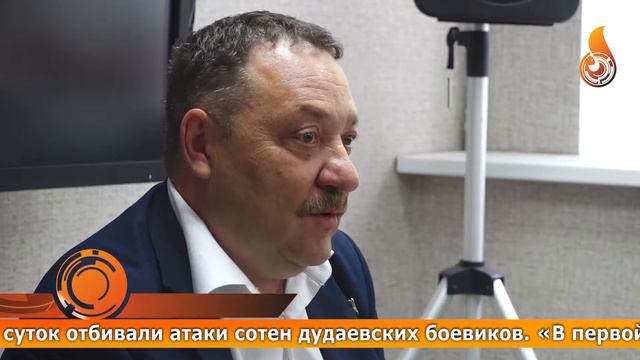 ЗАРЕЧЕНСКИЕ ЮНЫЕ ДЕСАНТНИКИ ВСТРЕТИЛИСЬ С ГЕРОЕМ РОССИИ смотреть онлайн