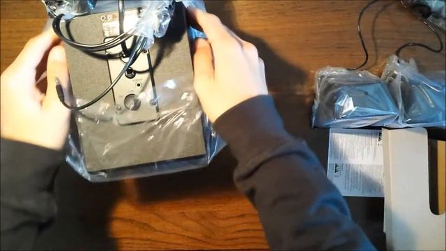 Logitech Z213 Multimedia Speakers 2.1 | Unboxing & First Look смотреть онлайн