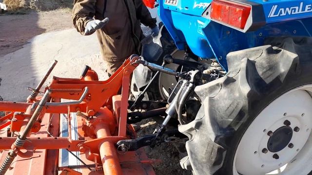 Видеообзор - Как правильно подобрать кардан к фрезе, на примере трактора Iseki TA235 смотреть онлайн