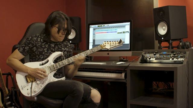Ibanez Jemini Distortion Pedal - Steve Vai Guitar Solo смотреть онлайн