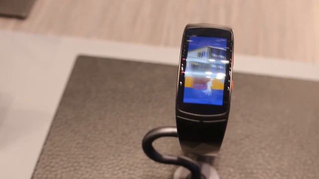 IFA 2017: Samsung Gear Fit2 Pro - primele impresii | GADGET.RO | смотреть онлайн
