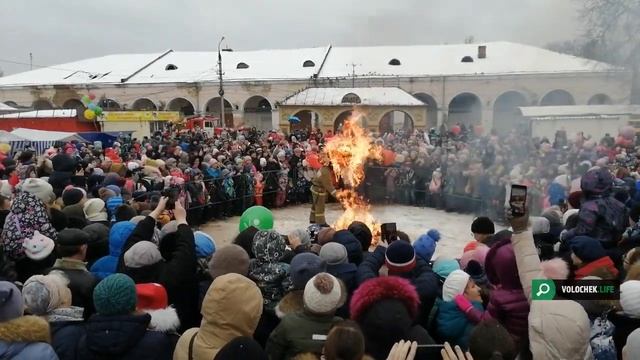 В Вышнем Волочке проводили зиму смотреть онлайн
