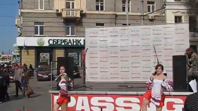 Танец в украинском стиле "Маруся раз,два,три..." смотреть онлайн