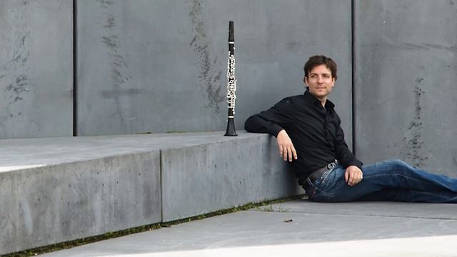 Carl Nielsen Clarinet Concerto op. 57 Kilian Herold, Klarinette Francois Xavier Roth, Dirigent смотреть онлайн