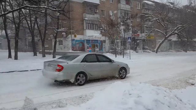 Снегоуборочная машина в Николаеве смотреть онлайн
