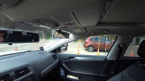 Разворот в ограниченом пространстве. Как выполнить разворот в три приема? Самый простой способ.