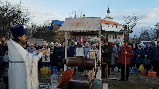 Во Иордане крещающуся Тебе, Господи... Чин Великого освящения воды смотреть онлайн