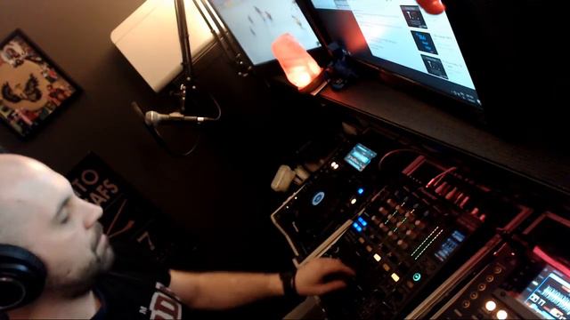 #TDotLove Radio 038 - w/ Tranzit & Fraktl смотреть онлайн