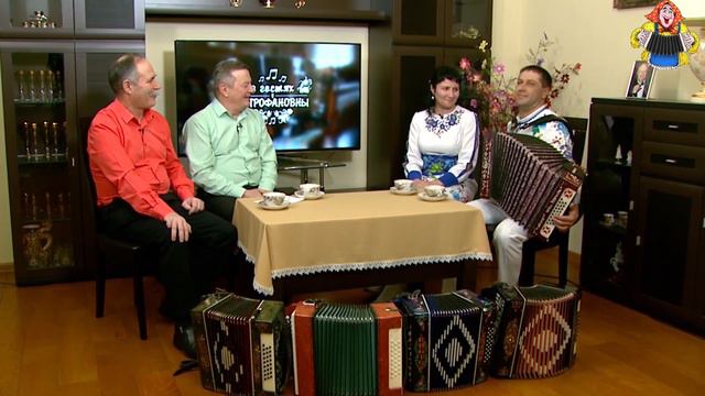 "ЛЕЖИТ МУЖИК" , Виктор Холин и Светлана Холина в гостях у "Митрофановны". ВОТ ПОВЕЗЛО КОМУ-ТО! смотреть онлайн