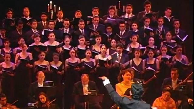 1 Kyrie - Misa De Coronacion (W. A. Mozart) Y Miserere Mei (Allegri)