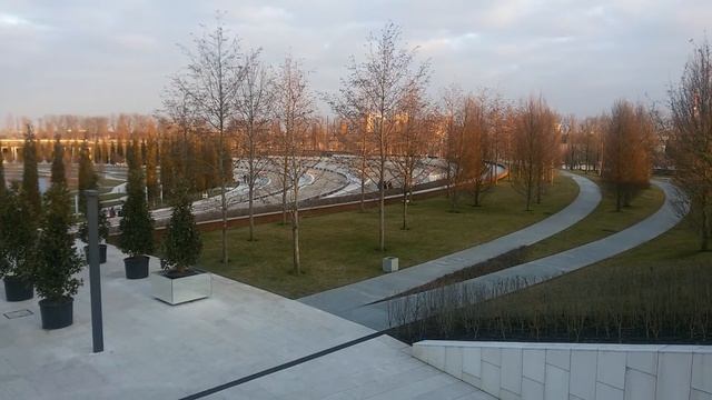 новый стадион и парк на Восточно-Кругликовской смотреть онлайн