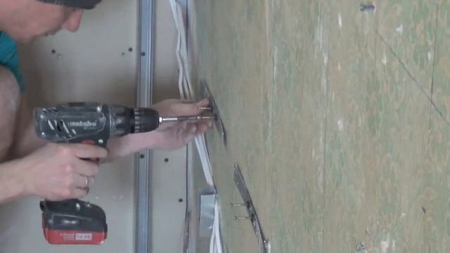 Как обшить стену гипсокартоном в один слой с обработкой швов смотреть онлайн