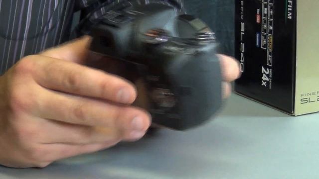 Fuji FinePix SL240 Recenze