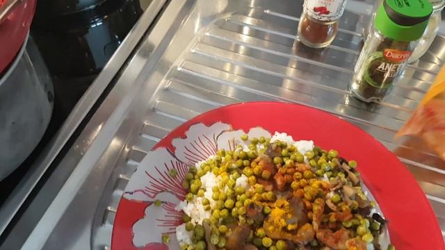 КАК ПРОСТО И ОЧЕНЬ ВКУСНО ПОДАТЬ РИС НА УЖИН БЕЗ МЯСА смотреть онлайн