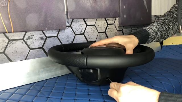 Снимаем подушку безопасности и руль Suzuki jimny / Сузуки Джимни. Для снятия нужна головка на 16 смотреть онлайн