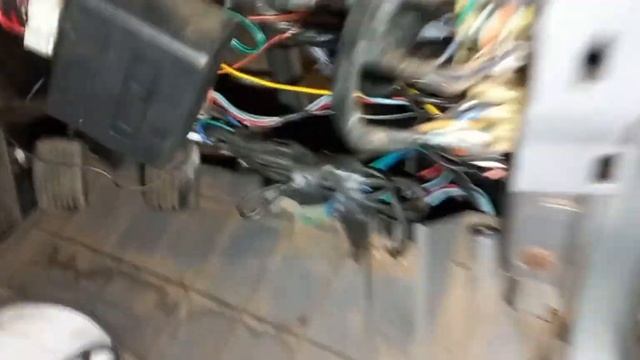 Accent LC Petrol main relay location смотреть онлайн