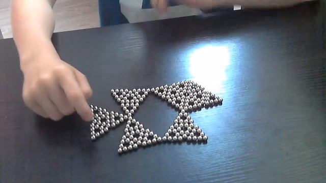 угольник из магнитеков смотреть онлайн