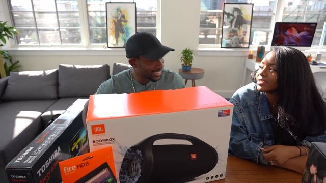 Massive Back to School Tech Haul! (30 Minute Challenge) смотреть онлайн