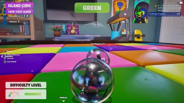 THE GIANT BANANA CHOOSES THE COLOR (Fortnite Color Switch) смотреть онлайн