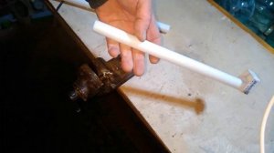 Чтобы дверь не закрывалась, простое приспособление