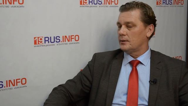 Михаил Валов: У меня в Саяногорске демократия смотреть онлайн